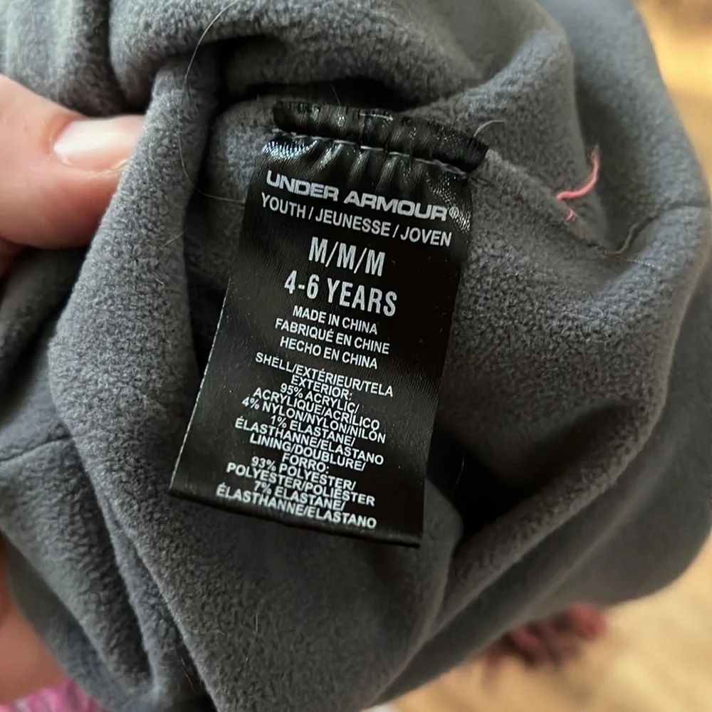 You get three! Disney Under‎ Armour Youth Girls Tobaggan Beanie Winter Bundle